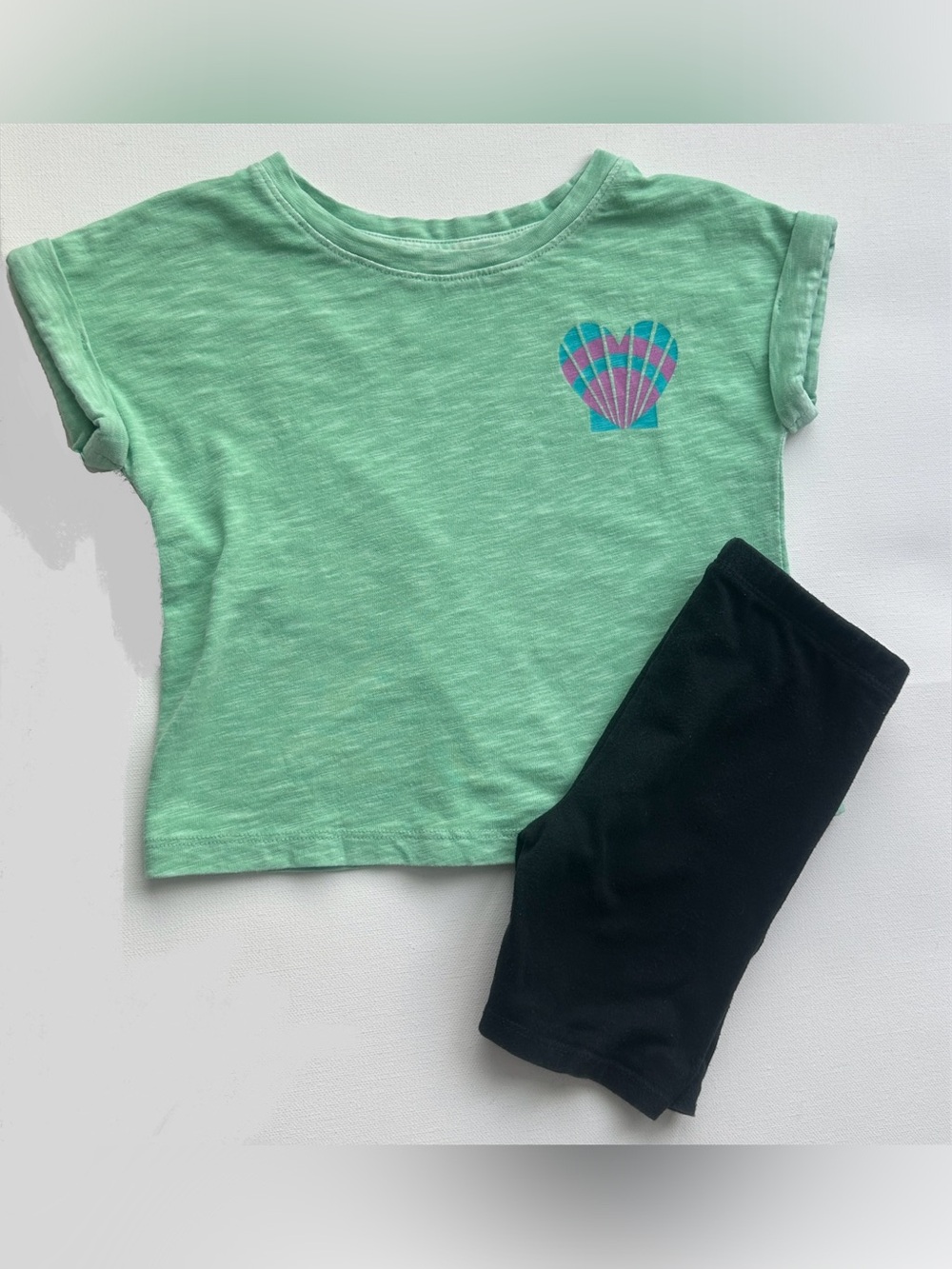 Cat & Jack girl’s Mint Green Tee and Black Shorts Set.  Size 4T.